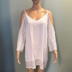 Elegant White Lace Cold Shoulder Top